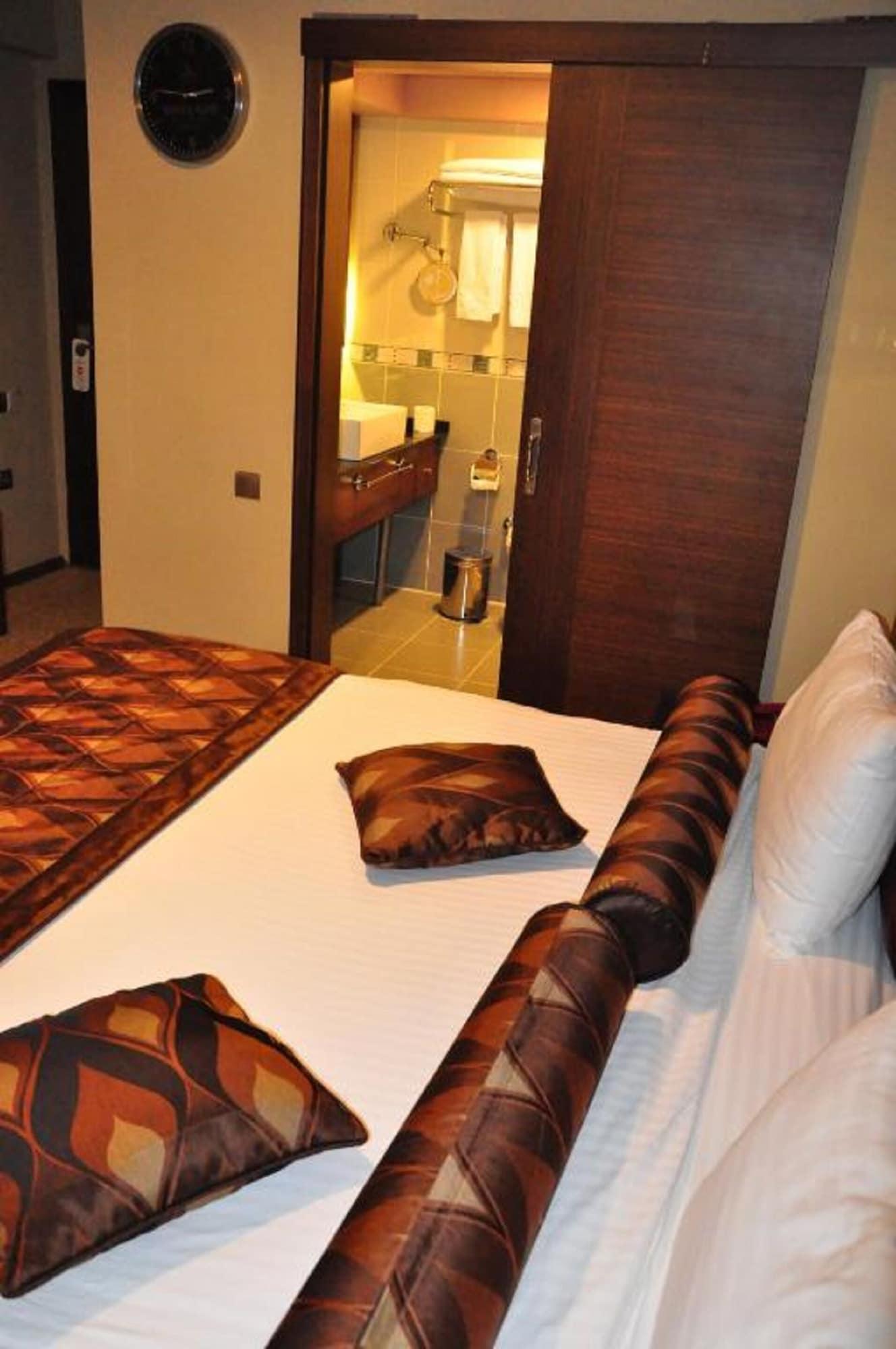 Marlight Boutique Hotel Smirne Esterno foto