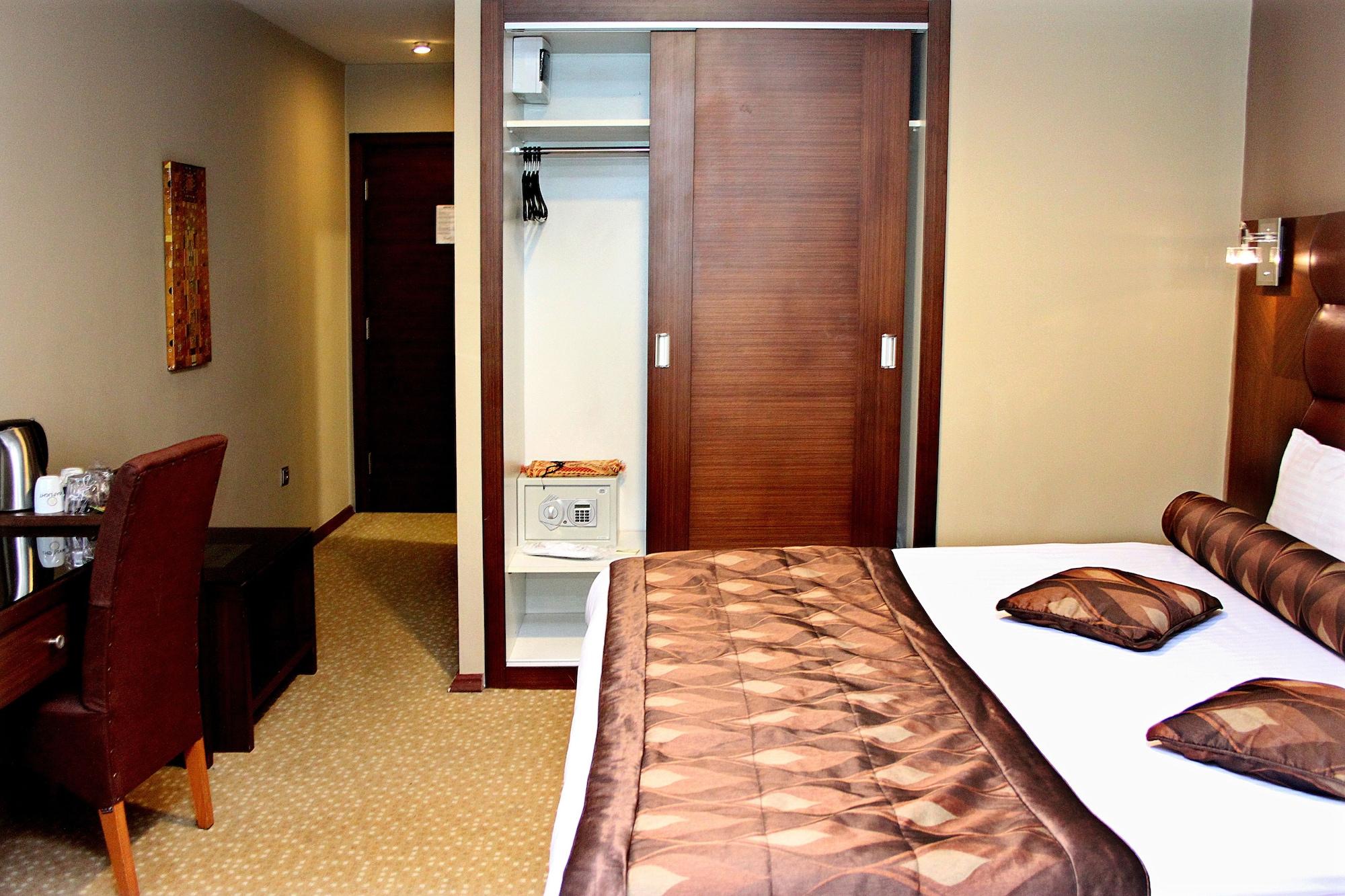 Marlight Boutique Hotel Smirne Esterno foto